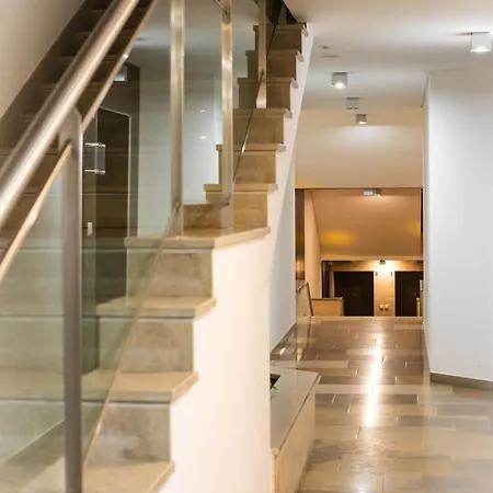 1 Bed Boutique-style Apartment *