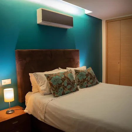 1 Bed Boutique-style Apartment *